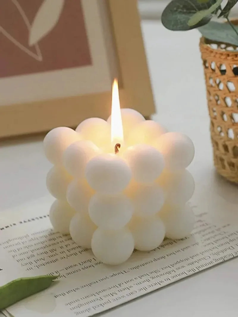 Vela Decorativa Aromática em Forma de Bola – Cera de Soja